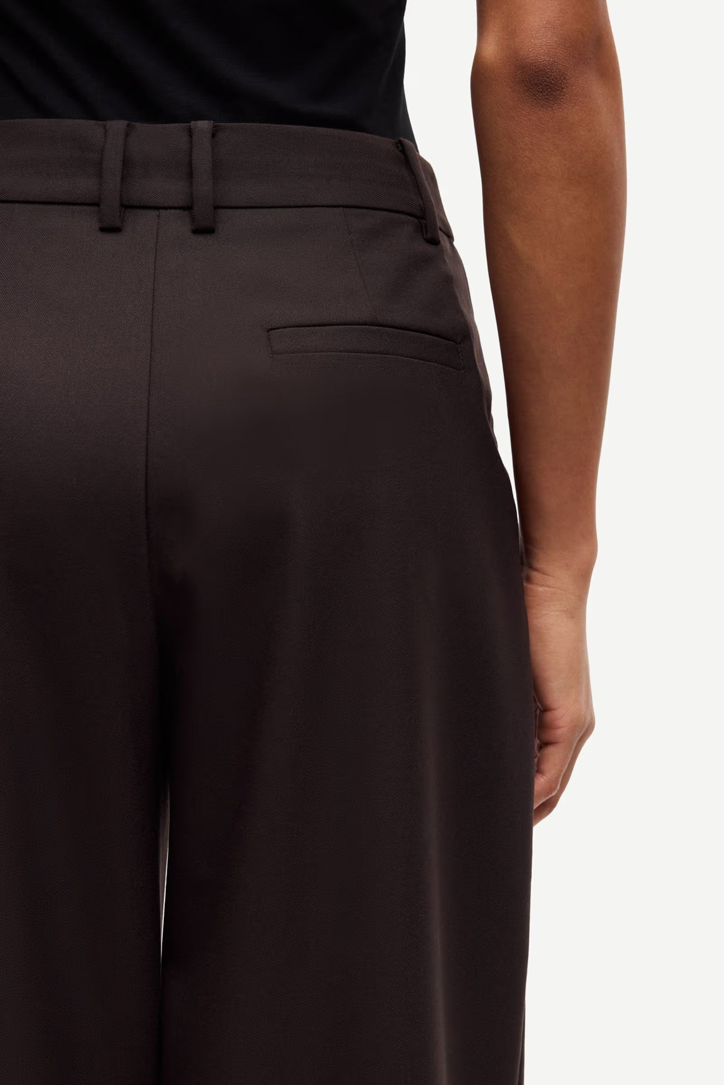 SAMSOE SAAGNETA TROUSERS BLACK COFFEE