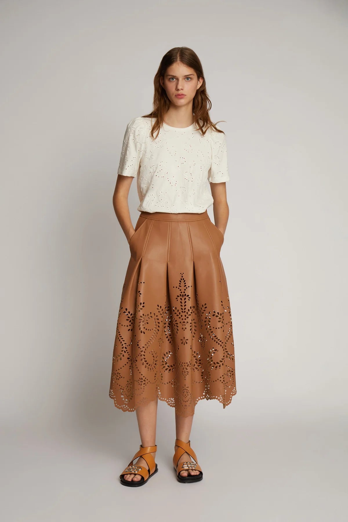 MUNTHE OFRAMA TEE
