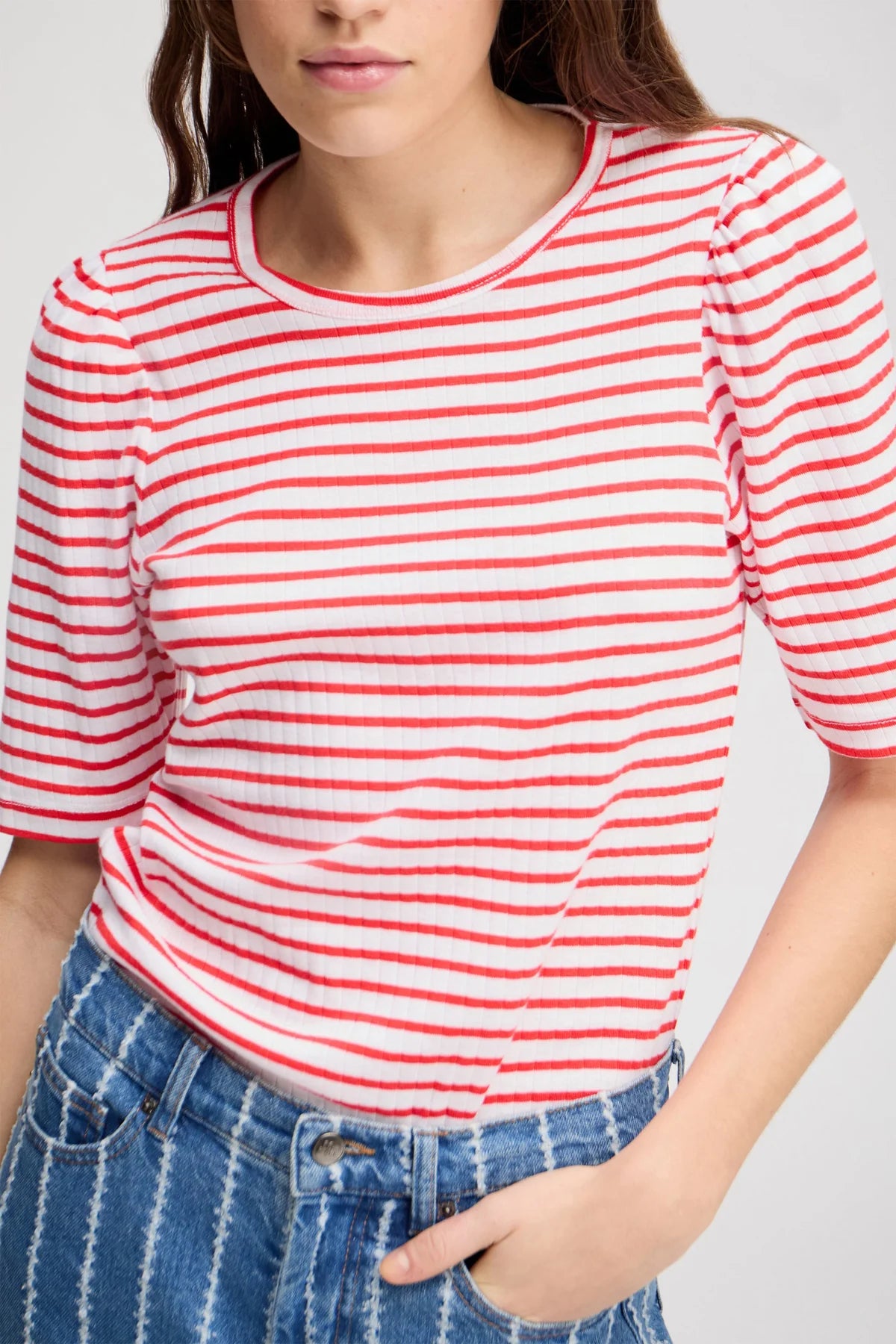 MUNTHE JIKOLAZ TEE RED