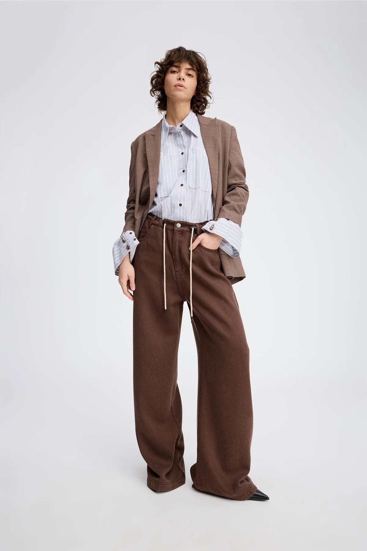 MUNTHE OBEY JEANS MOCCA