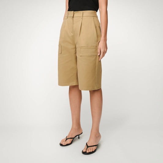 LOIS JUNE CHINO BERMUDA