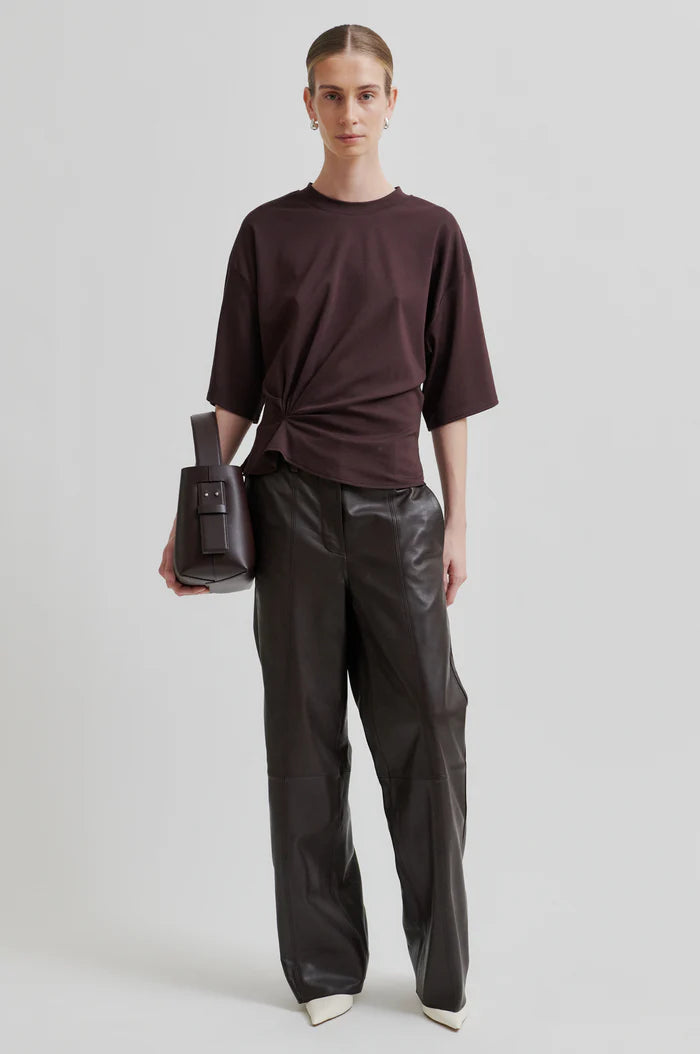 SECOND FEMALE MISSOURI TEE CHOCOLATE PLUM