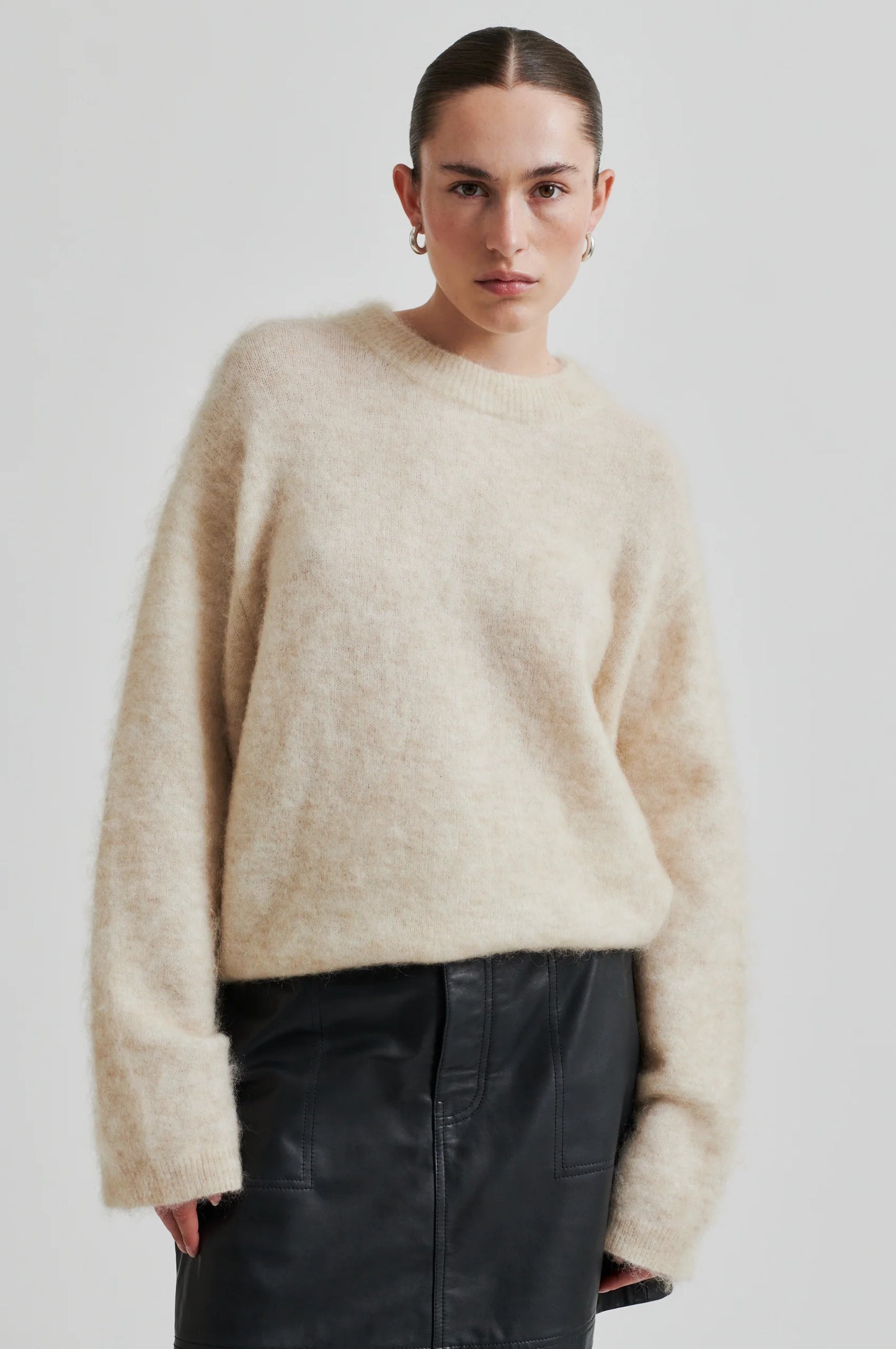 SECOND FEMALE ANNELEEN TRUI - S. LABELS