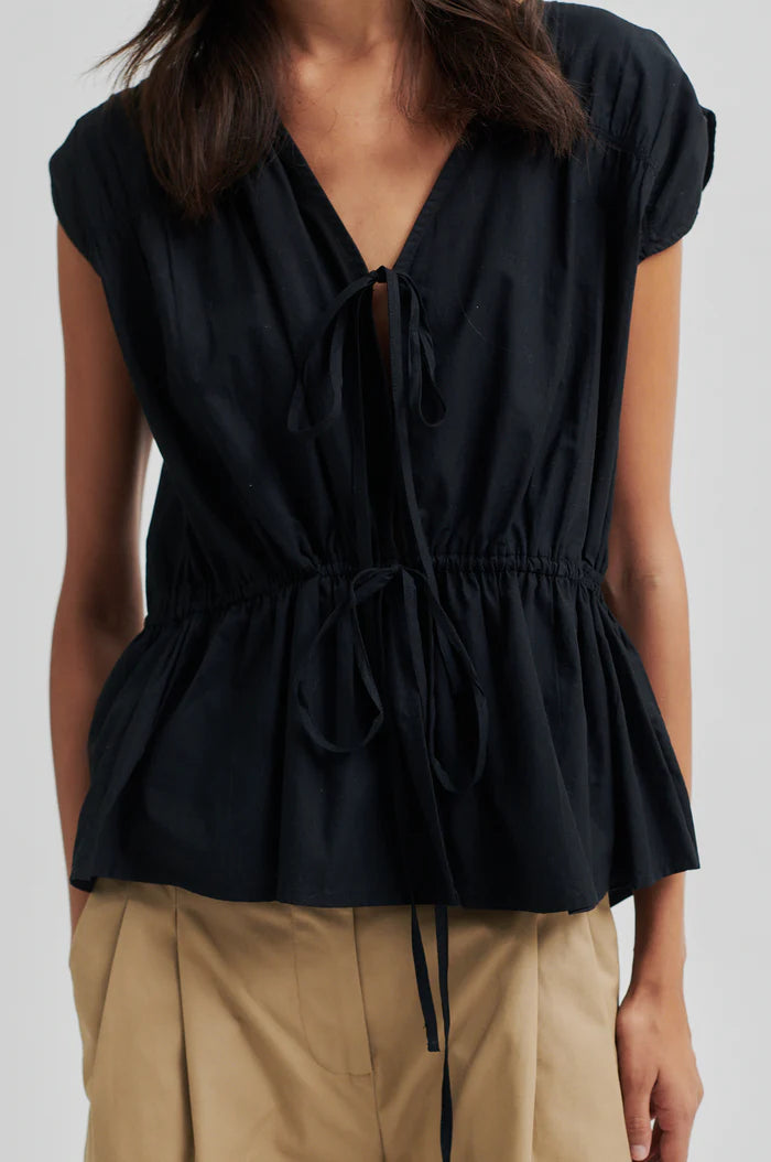 SECOND FEMALE FELIXA TOP BLACK