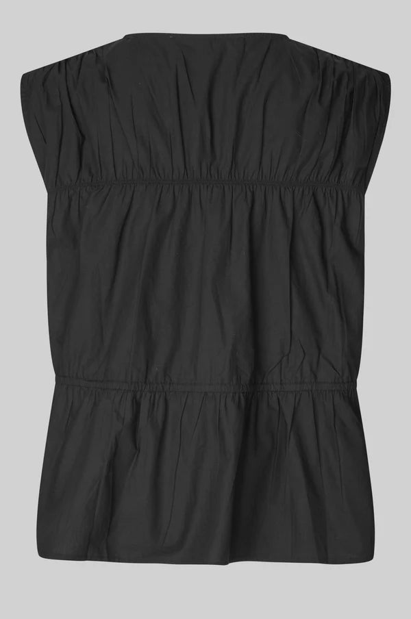 SECOND FEMALE FELIXA TOP BLACK