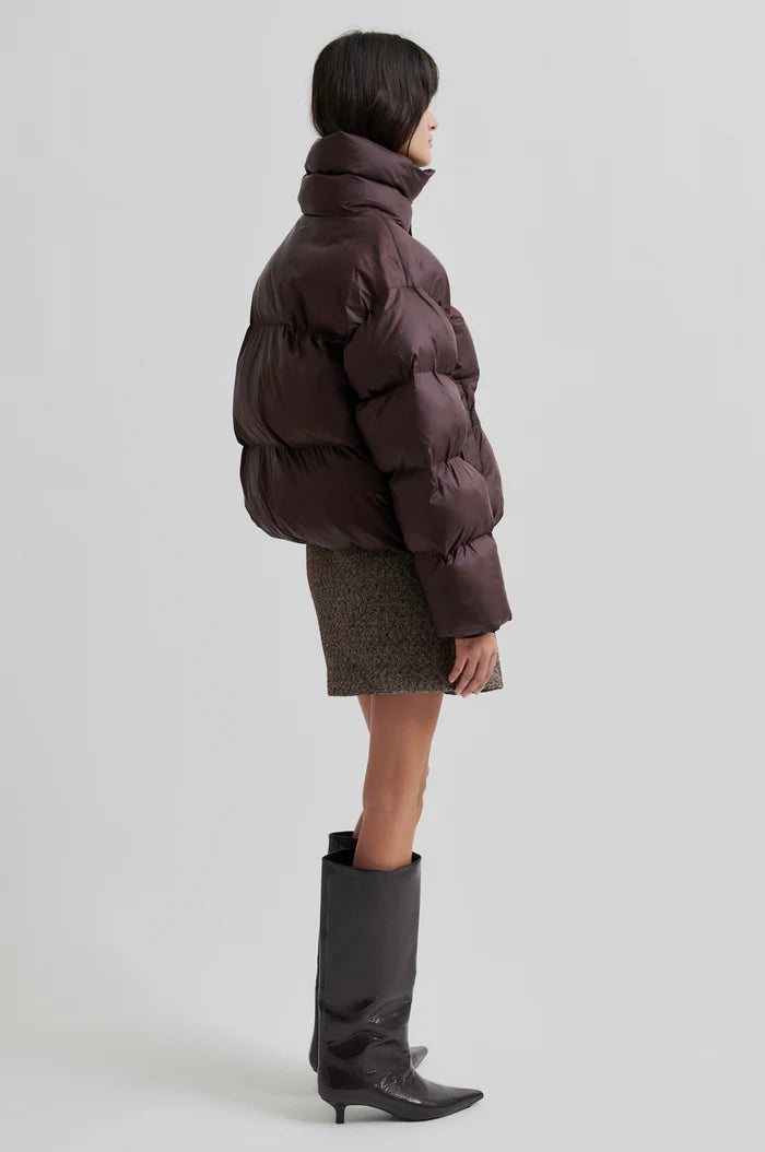 SECOND FEMALE RIYA PUFFER JACKET CHOCOLATE PLUM