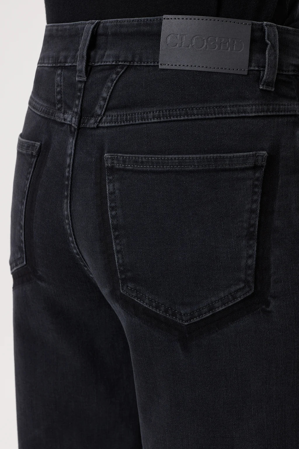 CLOSED GLOW-UP WIDE FIT FLARED BLACK