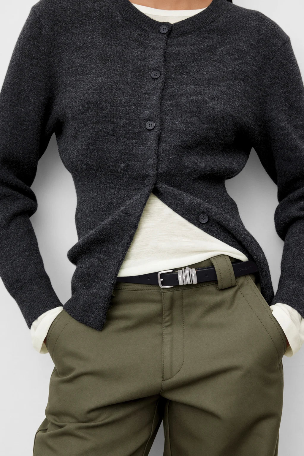 CLOSED LEATHER BELT WITH BUCKLE BLACK
