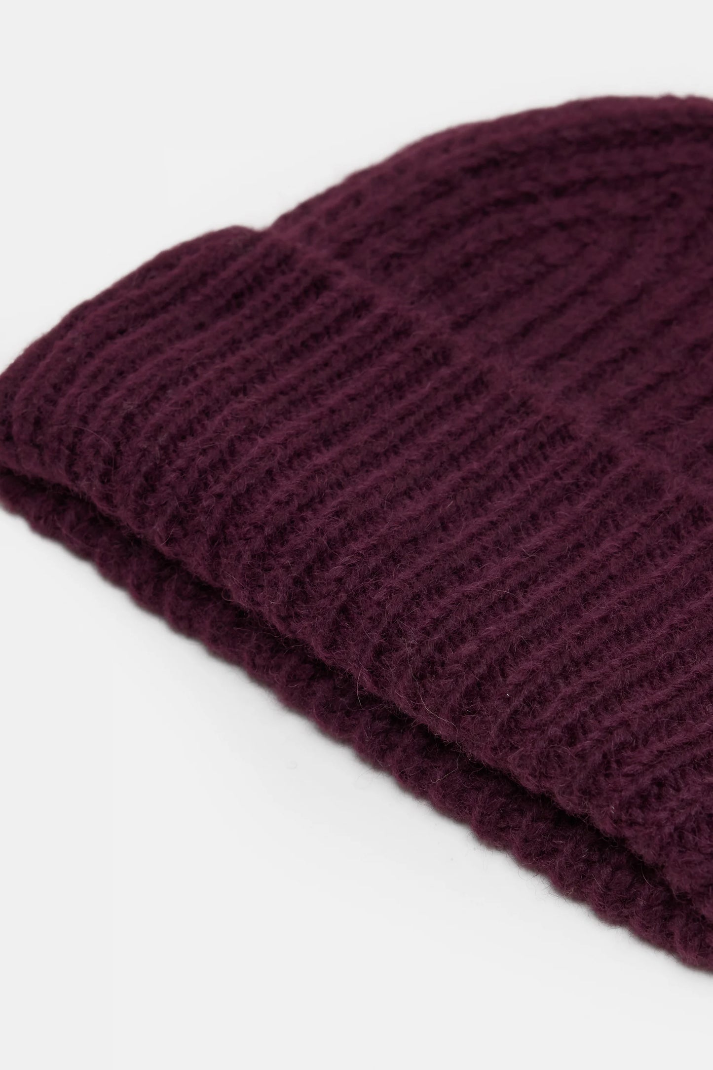 CLOSED ALPACA MUTS PAARS