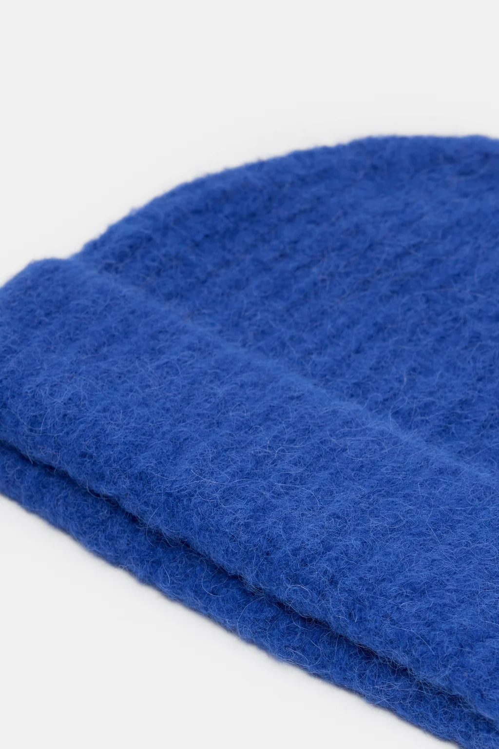 CLOSED ALPACA MUTS COBALT