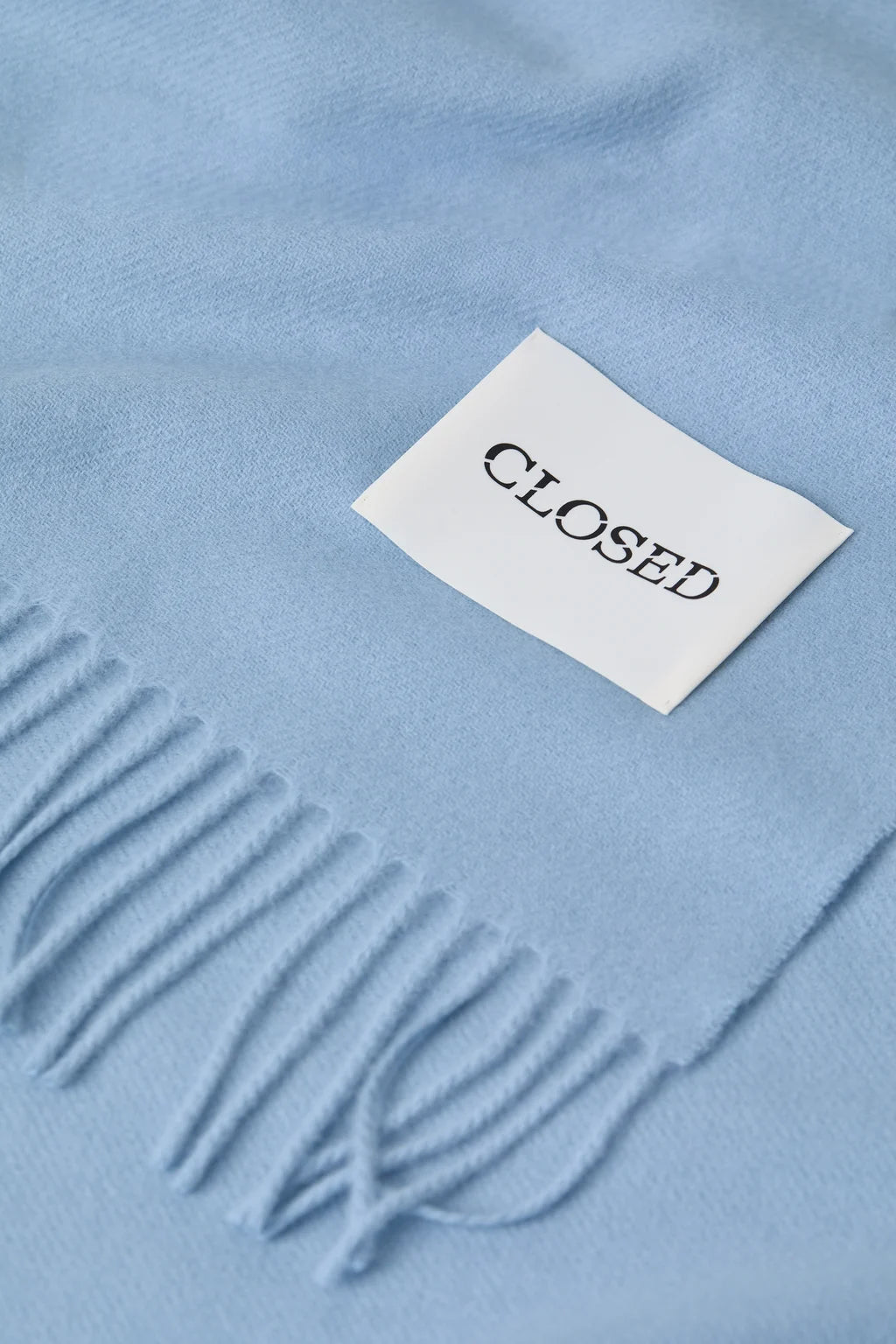 CLOSED SCARF WOOL POWDER BLUE