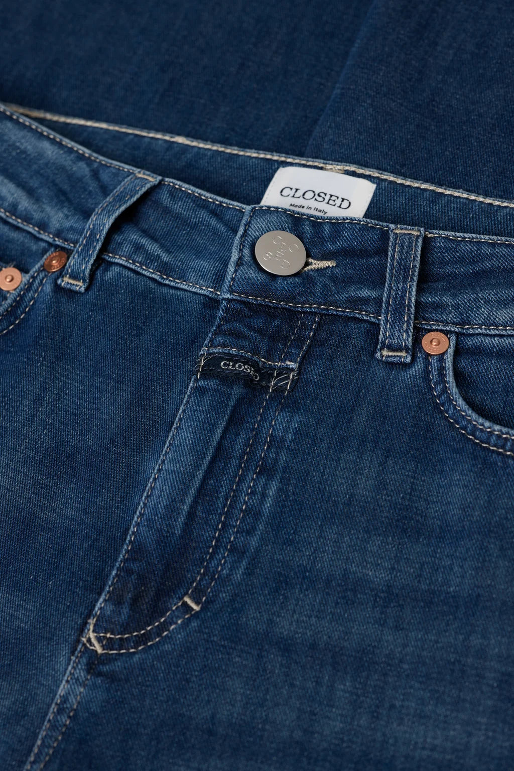 CLOSED GLOW-UP WIDE FIT FLARED DARK BLUE