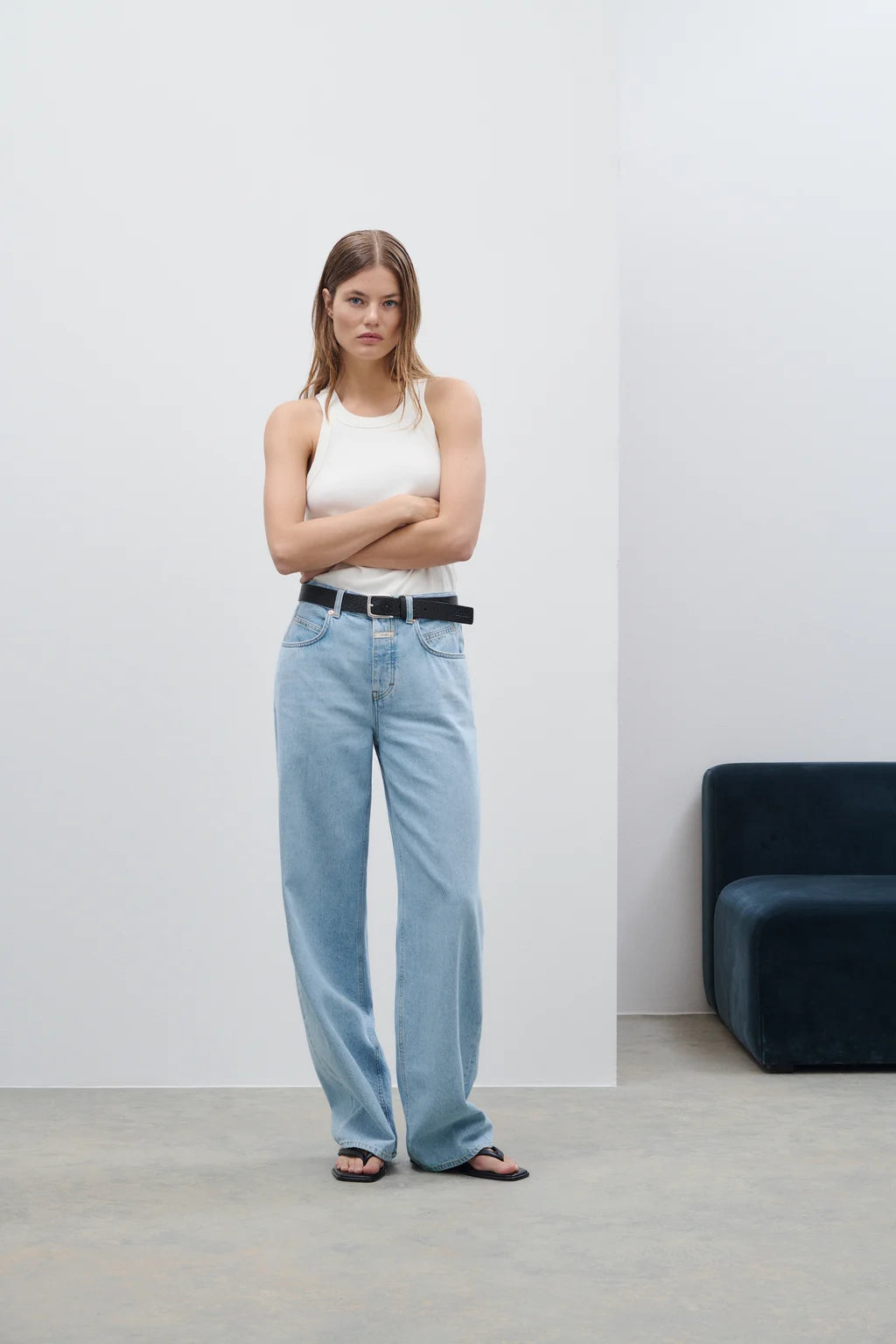CLOSED NIKKA WIDE STRAIGHT FIT LIGHT BLUE