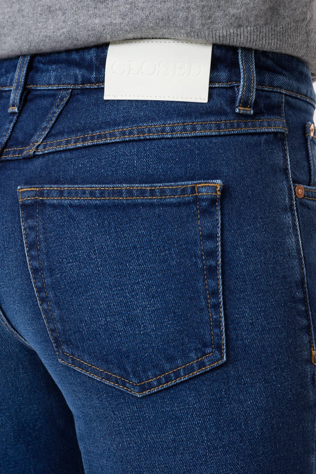 CLOSED GILLAN STRAIGHT JEANS MID BLUE - S. LABELS