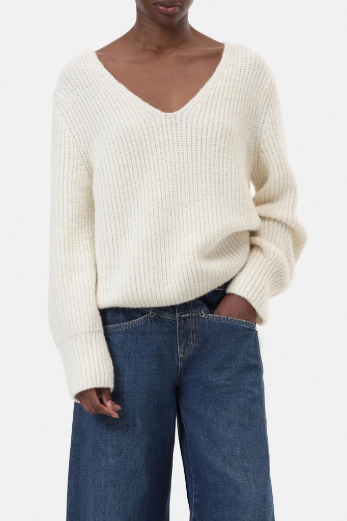 CLOSED V-NECK KNIT TRUI IVORY