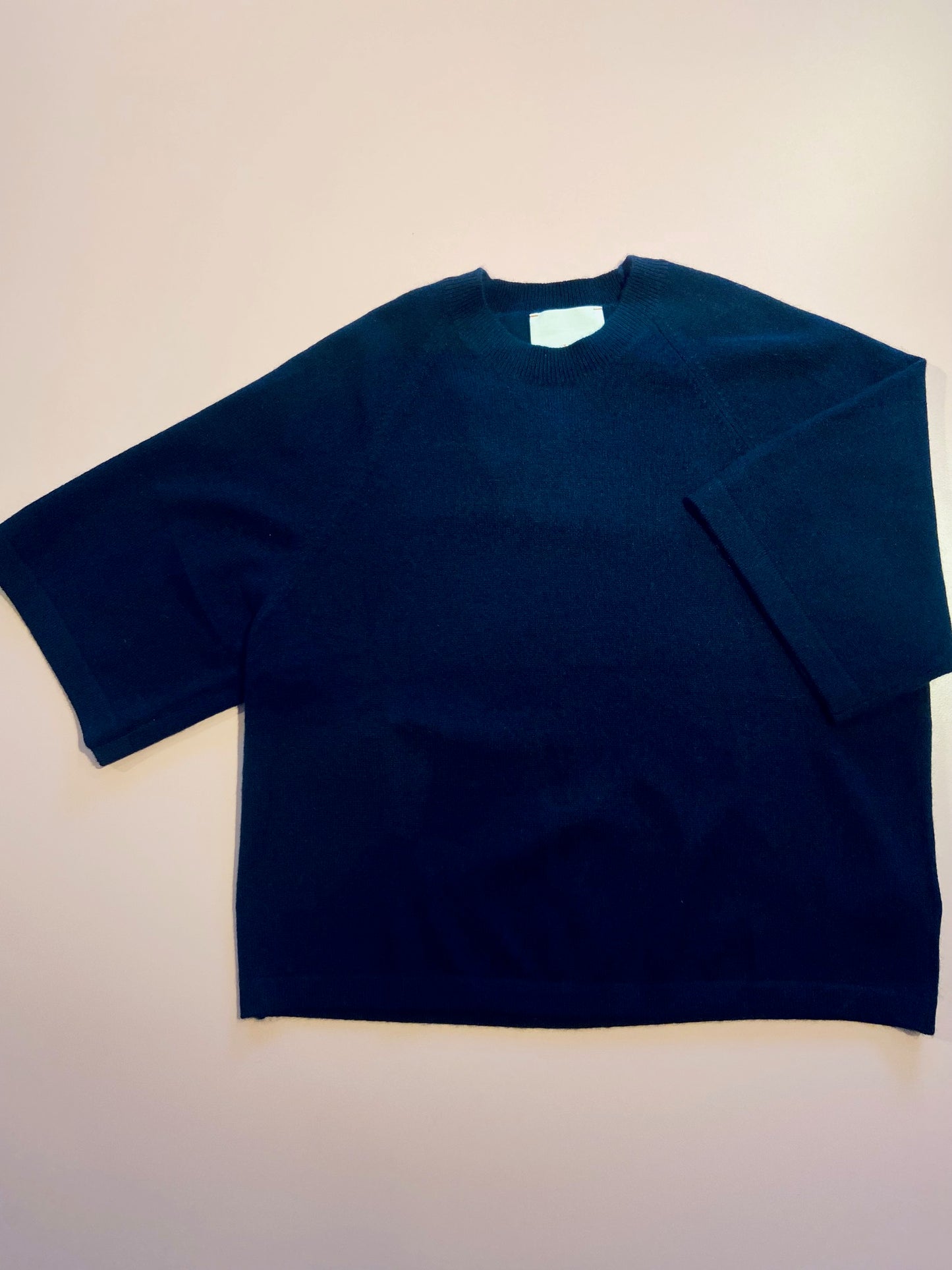 ABSOLUT CASHMERE LEANA TRUI KORTE MOUW NAVY