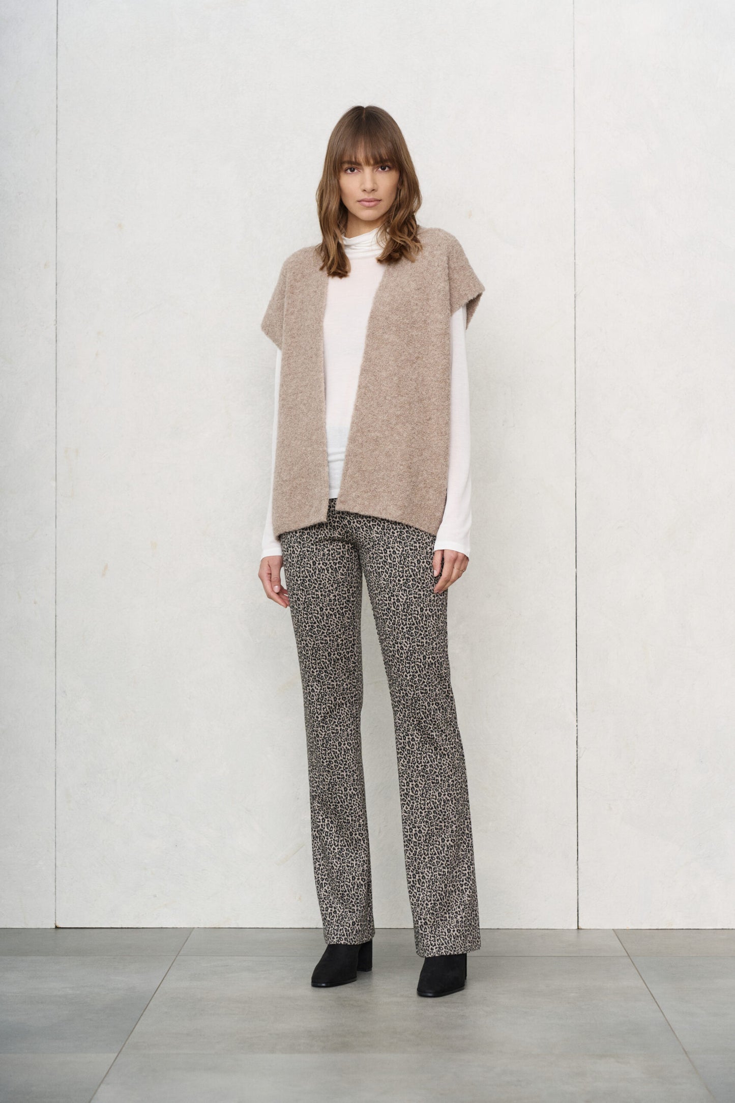 NO MAN'S LAND MOUWLOOS VEST KIDMOHAIR BIRCH