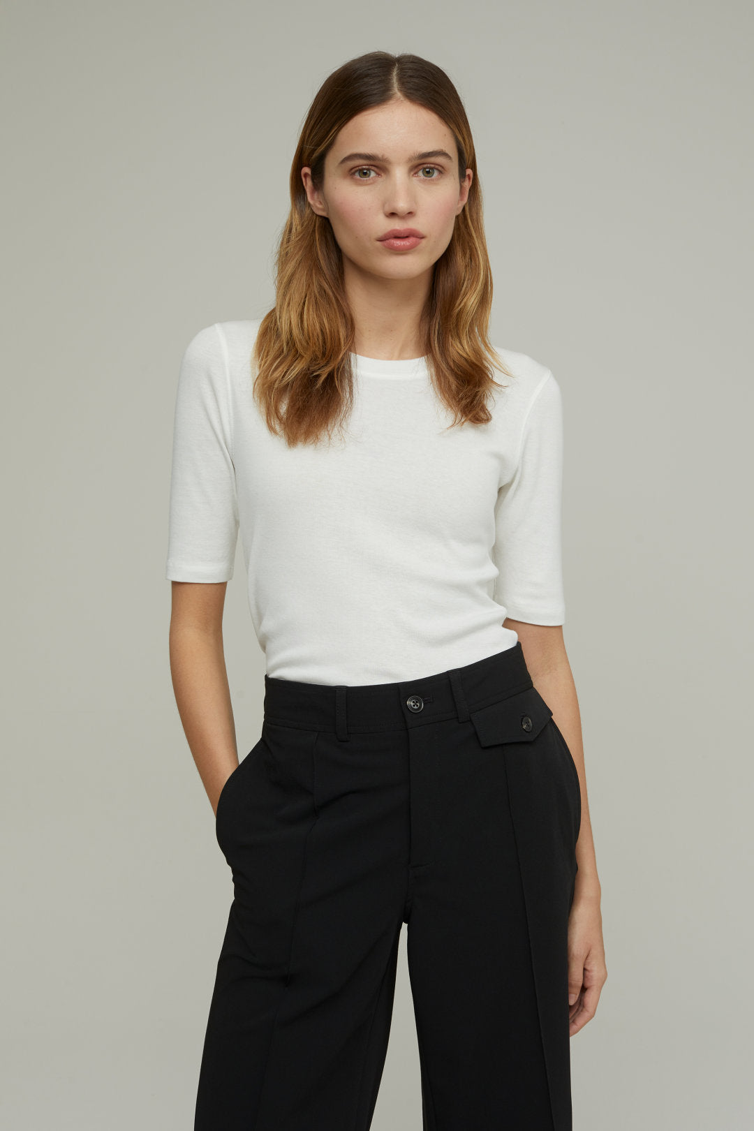 CLOSED RIB JERSEY BASIC TEE IVORY - S. LABELS