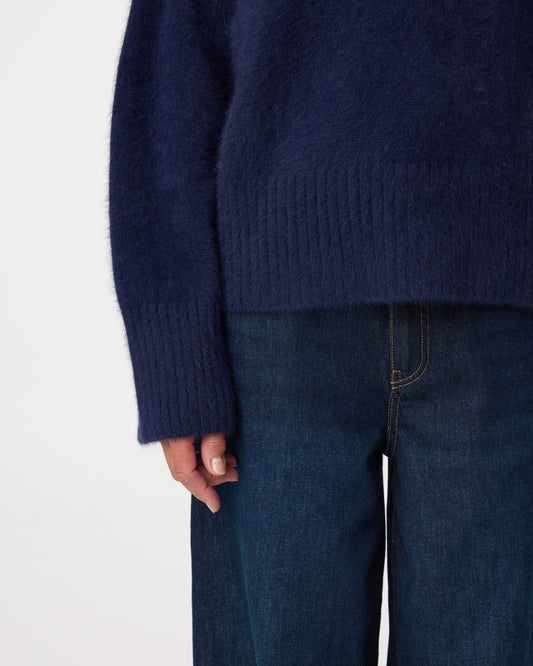 KNIT-TED WOLF PULLOVER NIGHT BLUE