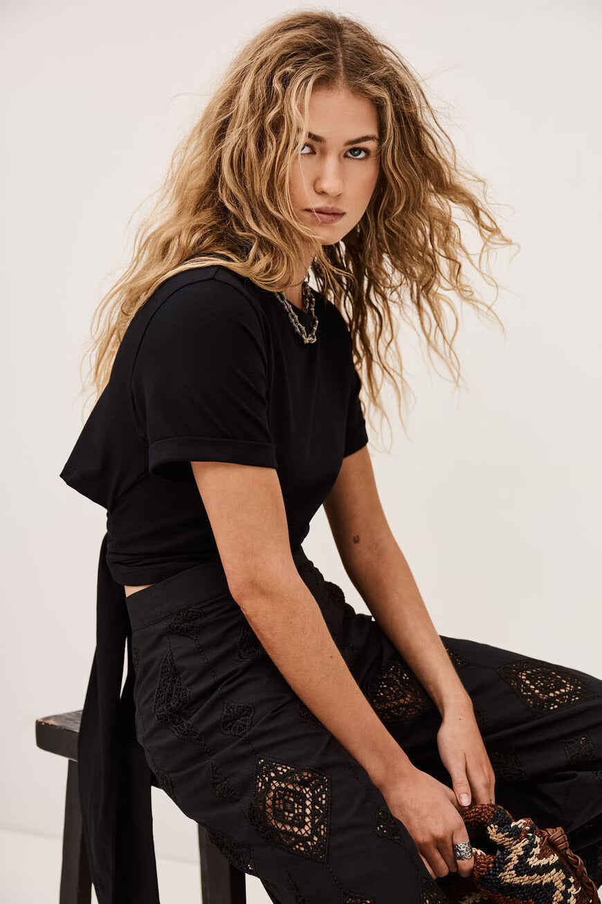 BA&SH BLANCA TSHIRT ZWART - S. LABELS