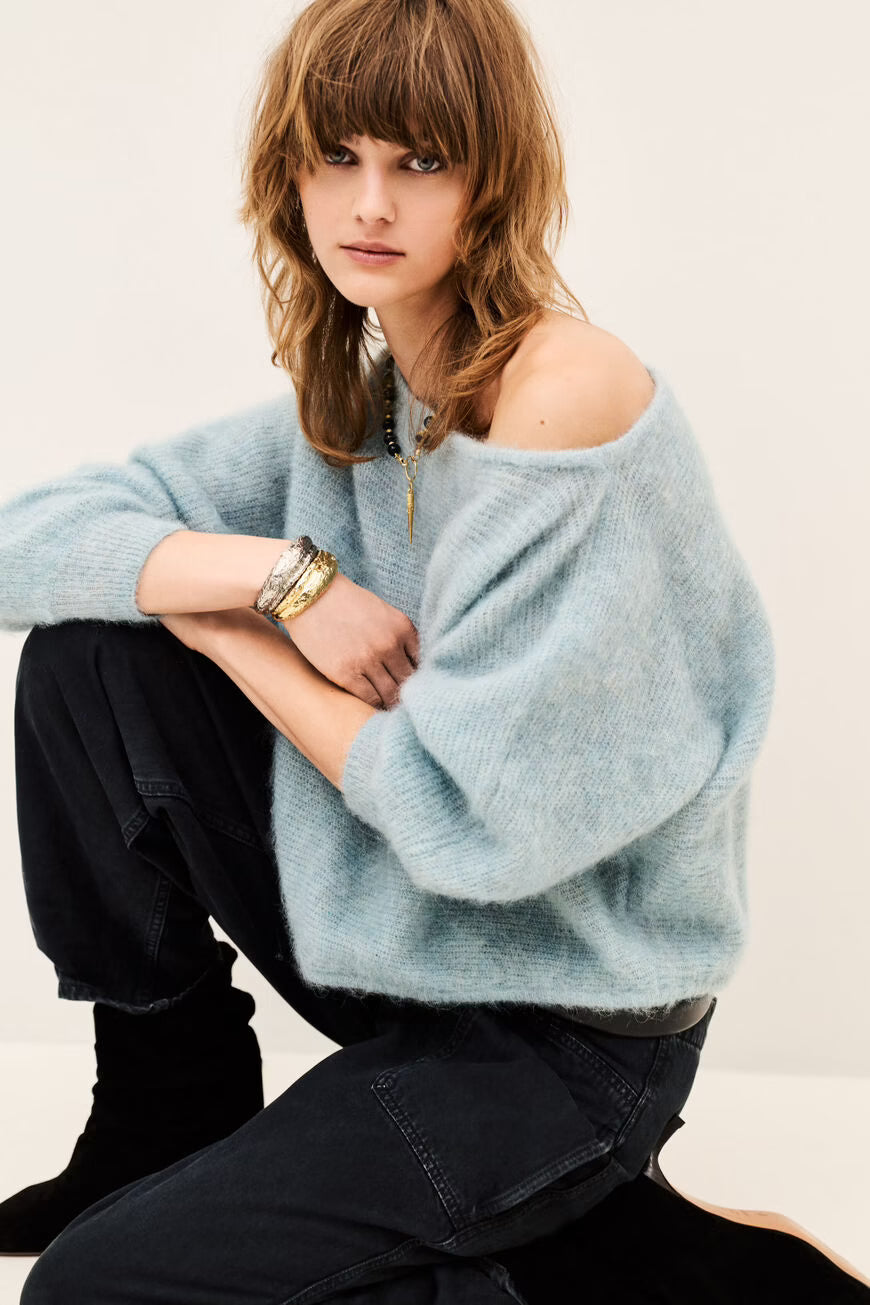 BA&SH SUELA OFF-SHOULDER KNIT BLAUW