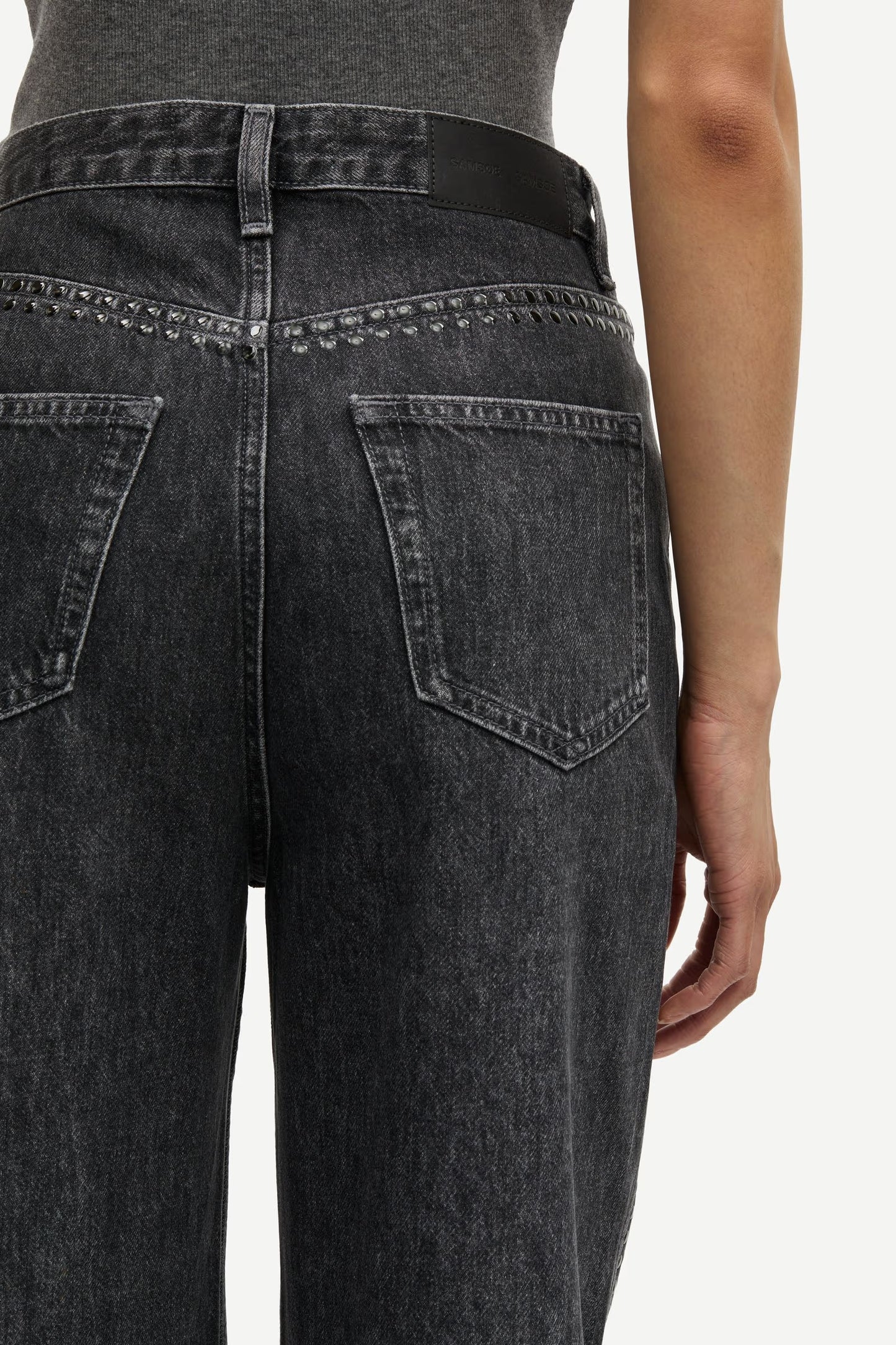 SAMSOE SASHELLY JEANS DARK GREY STUDS