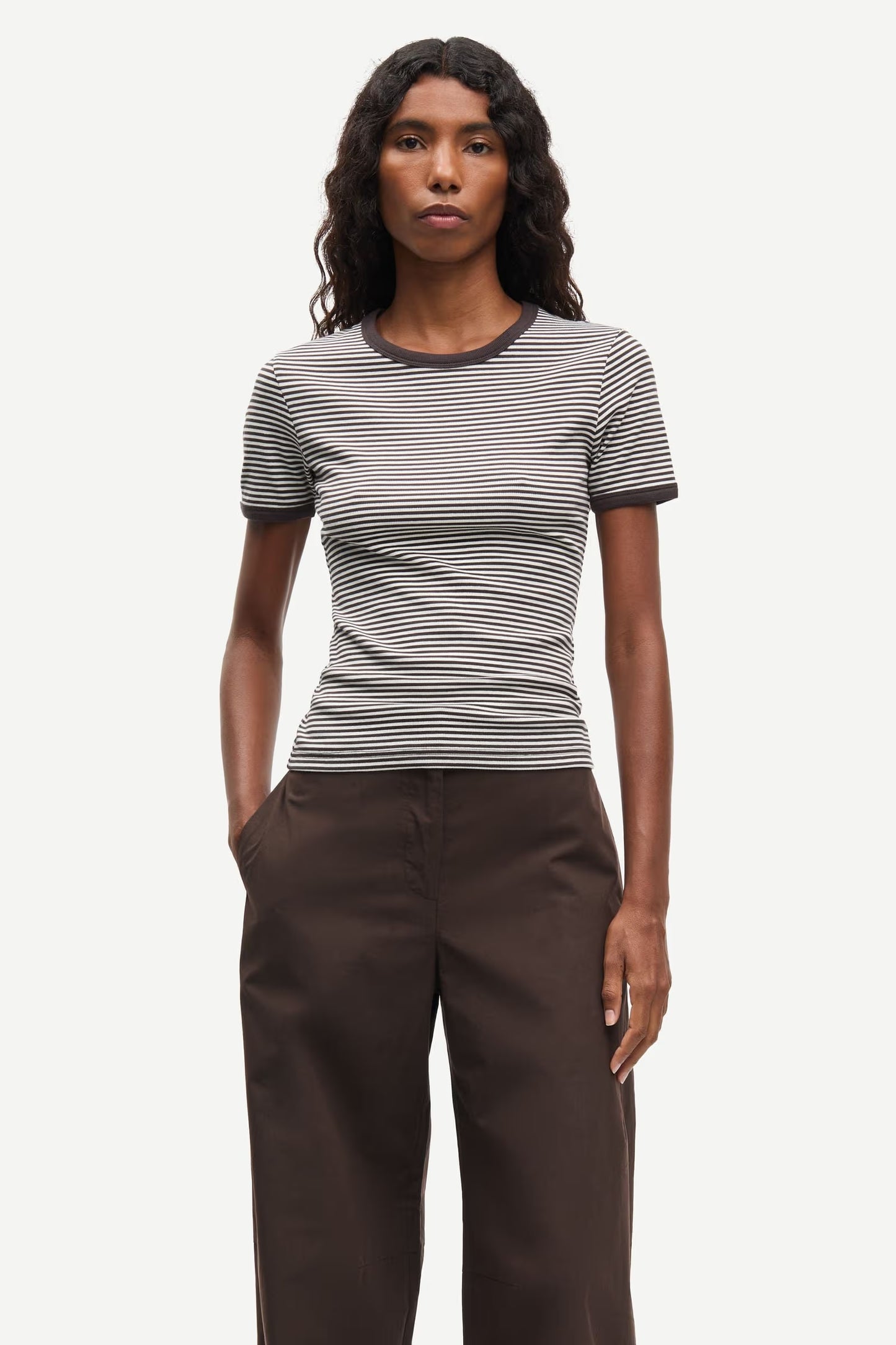 SAMSOE SALINAS TSHIRT BRUIN/WIT