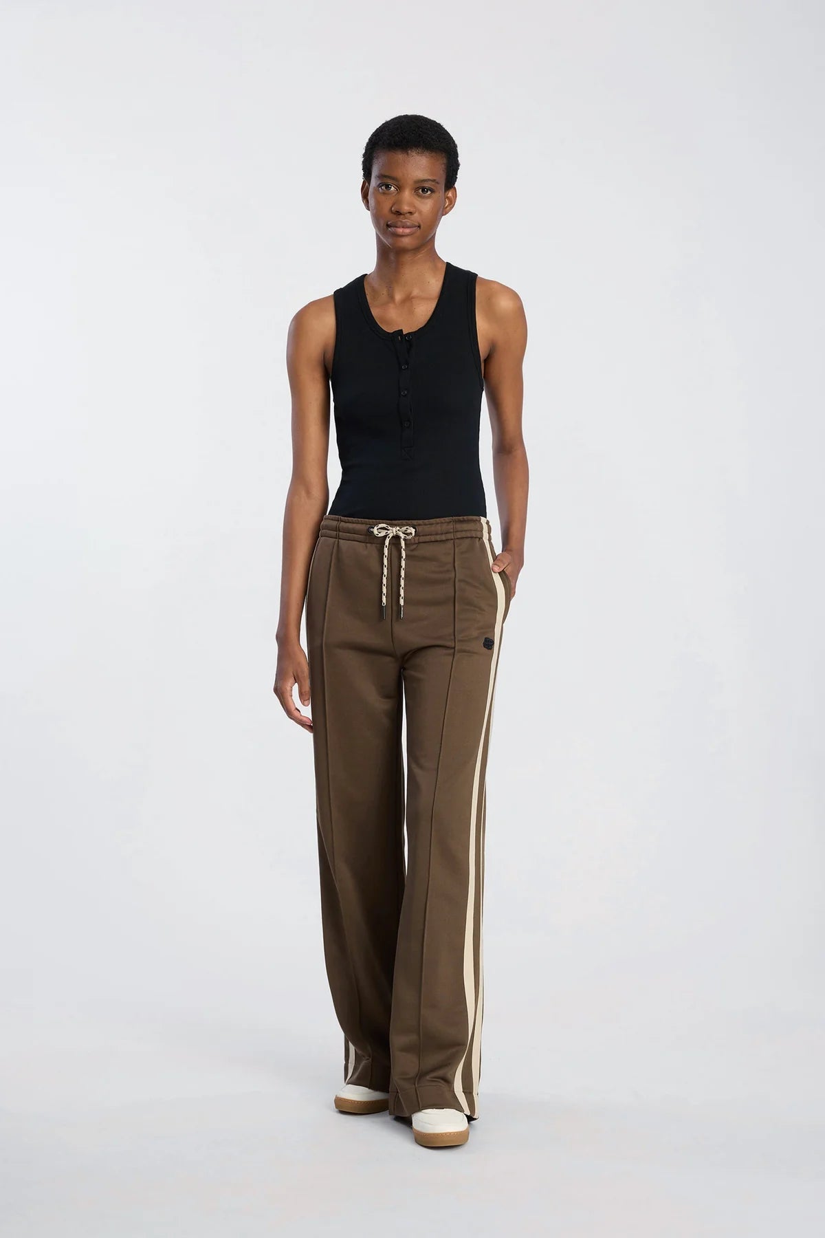 MUNTHE BOUD JOGGING PANTS BROWN - S. LABELS