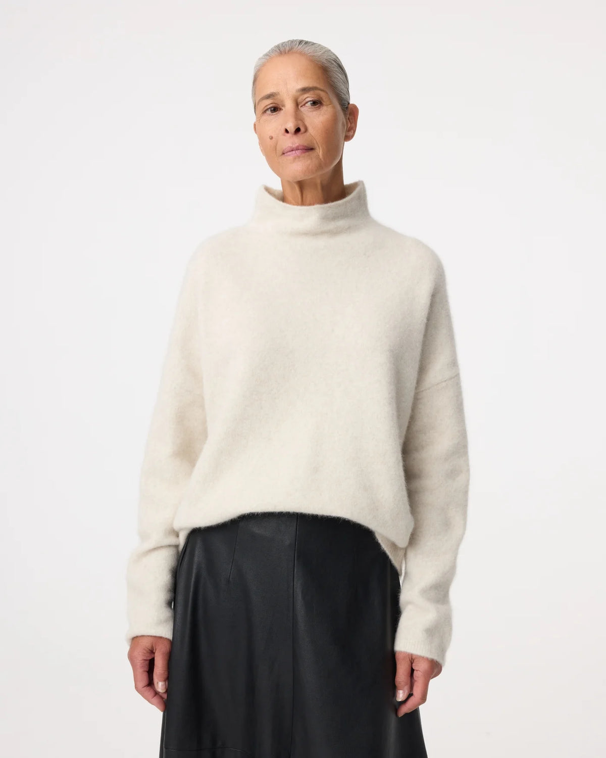 KNIT-TED KIM PULLOVER GREIGE