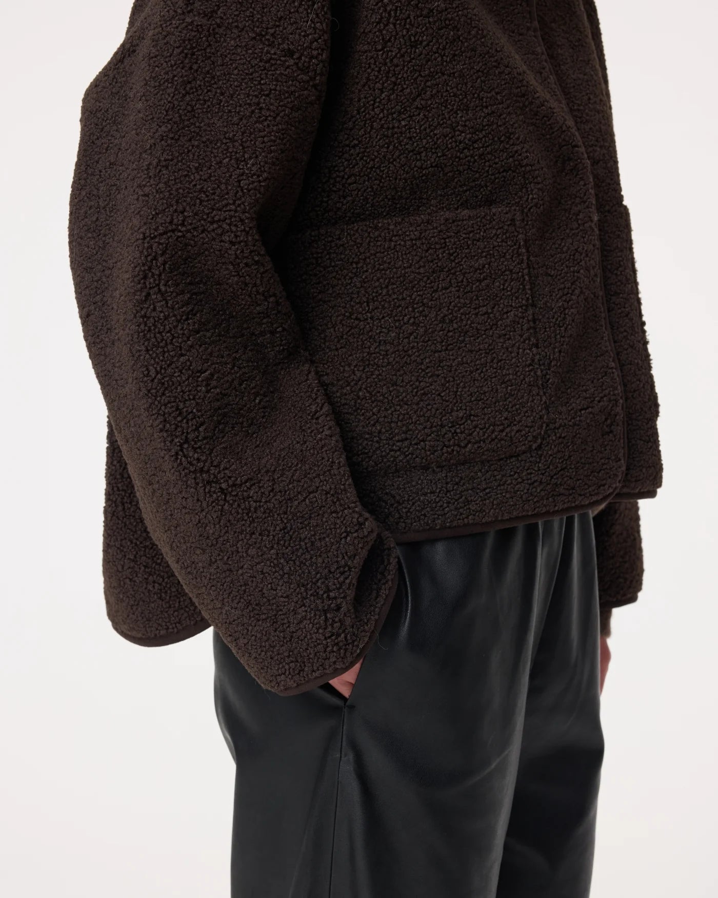 KNIT-TED JILL REVERSIBLE JACKET CHOCO
