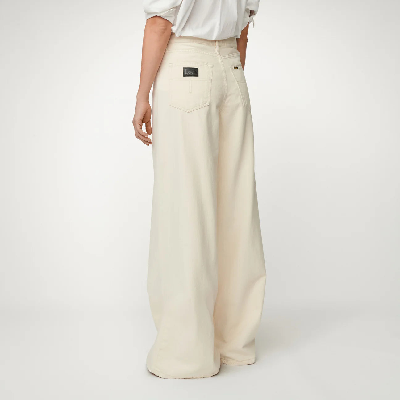 LOIS MARLENE HIGH RISE WIDE FIT ECRU - S. LABELS