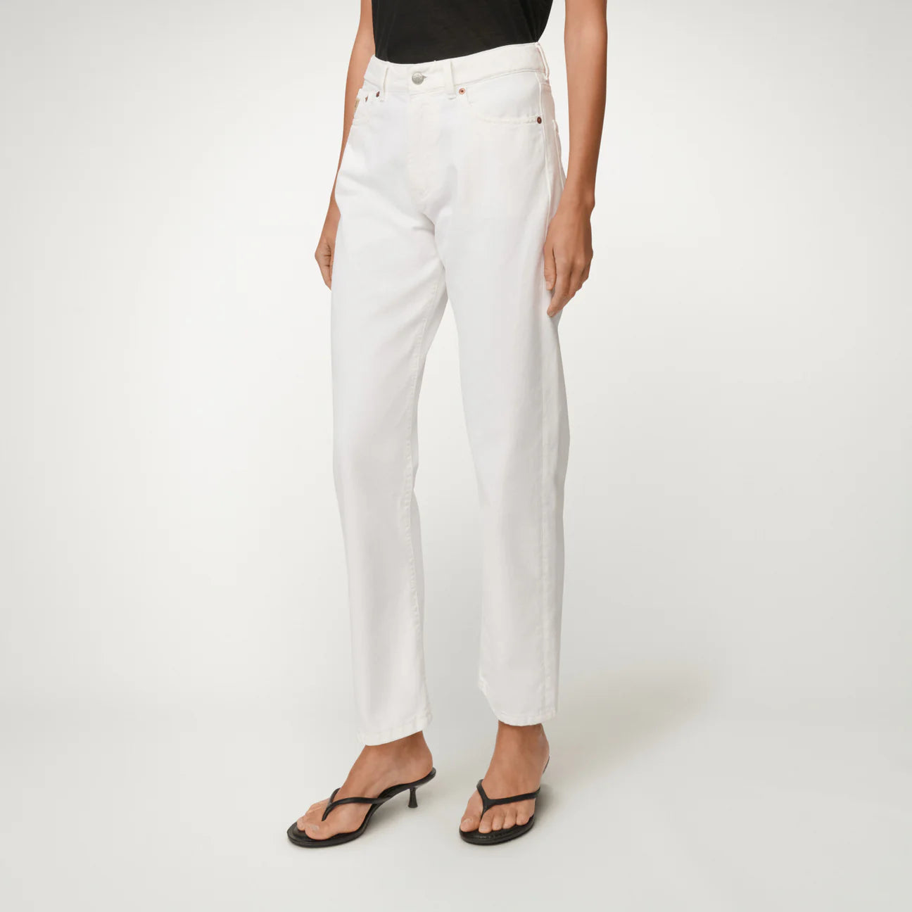 LOIS NEW DANA STRAIGHT FIT JEANS WHITE