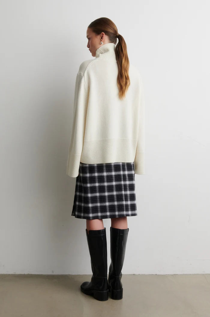 SECOND FEMALE KNIT T-NECK CREAM