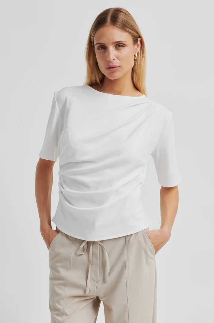SECOND FEMALE ULINE DRAPE TEE WIT