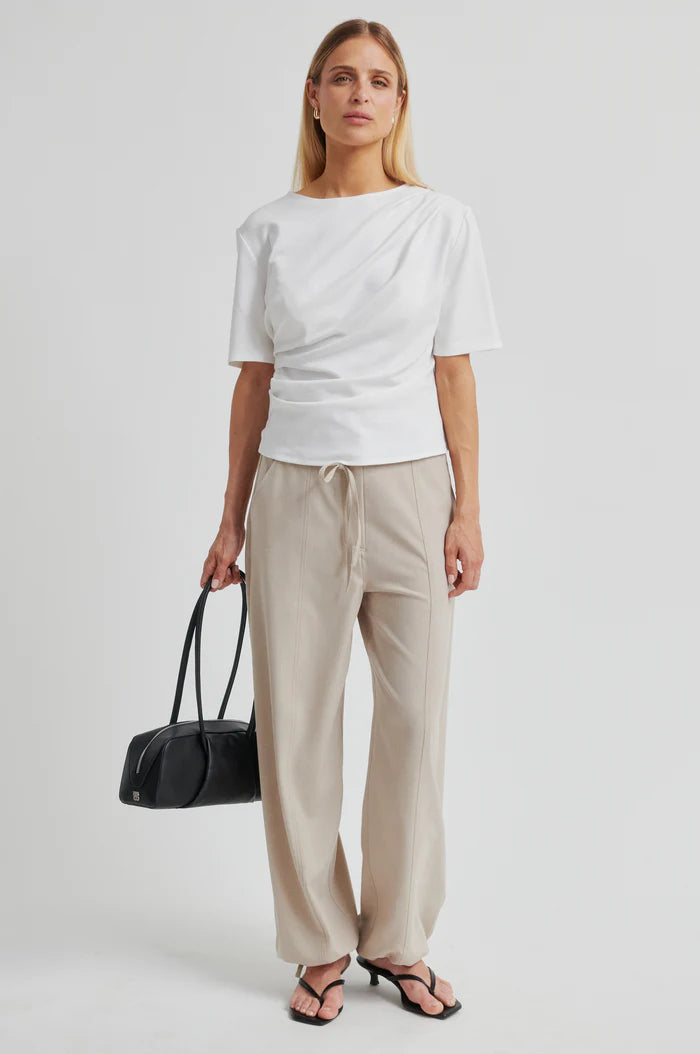 SECOND FEMALE ULINE DRAPE TEE WIT