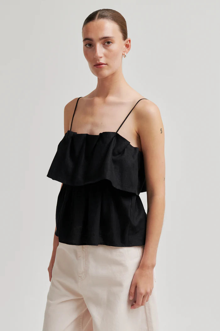 SECOND FEMALE AIE TOP ZWART - S. LABELS