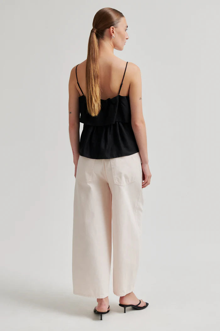 SECOND FEMALE AIE TOP ZWART - S. LABELS