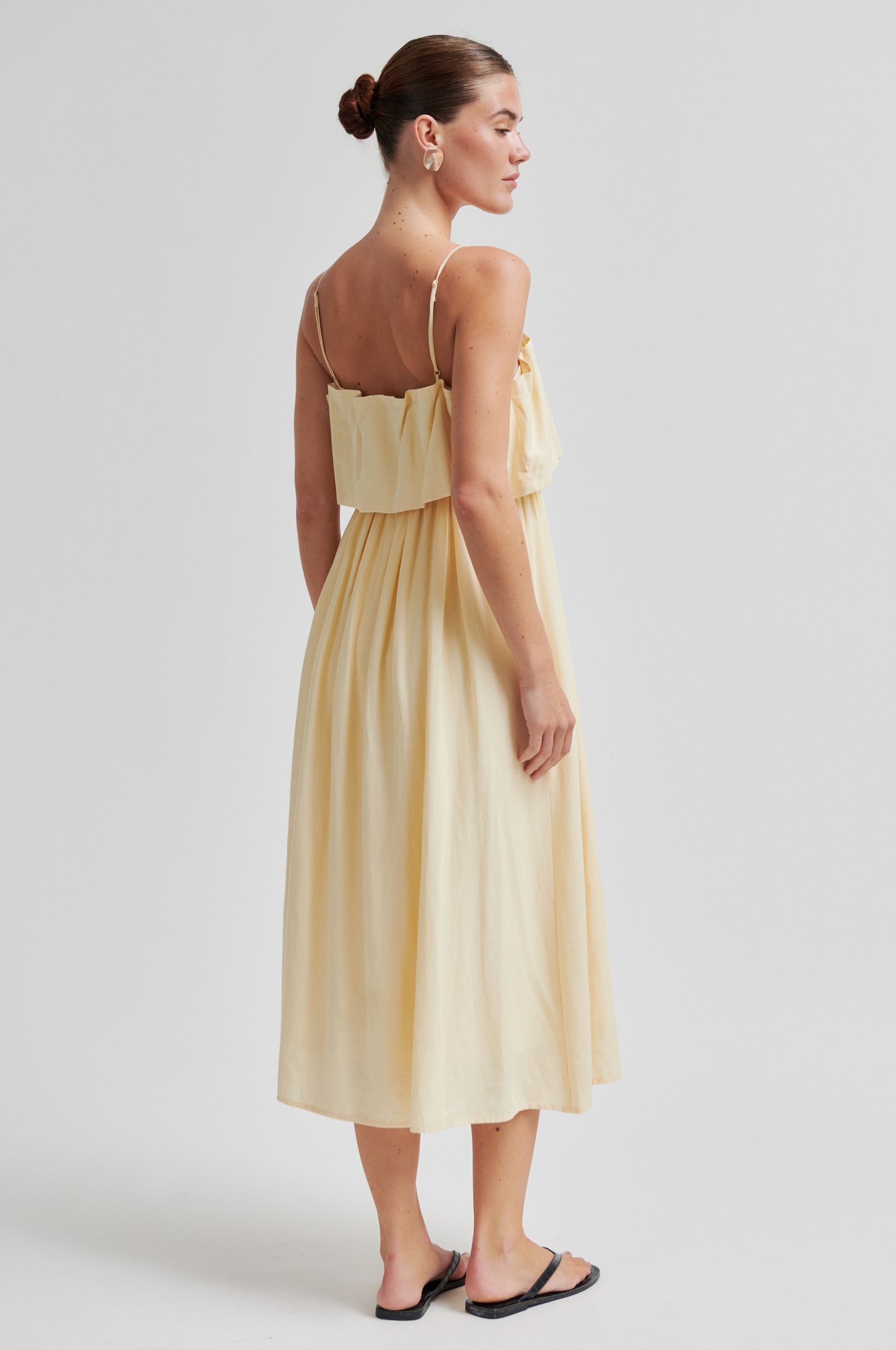 SECOND FEMALE AIE DRESS GEEL - S. LABELS