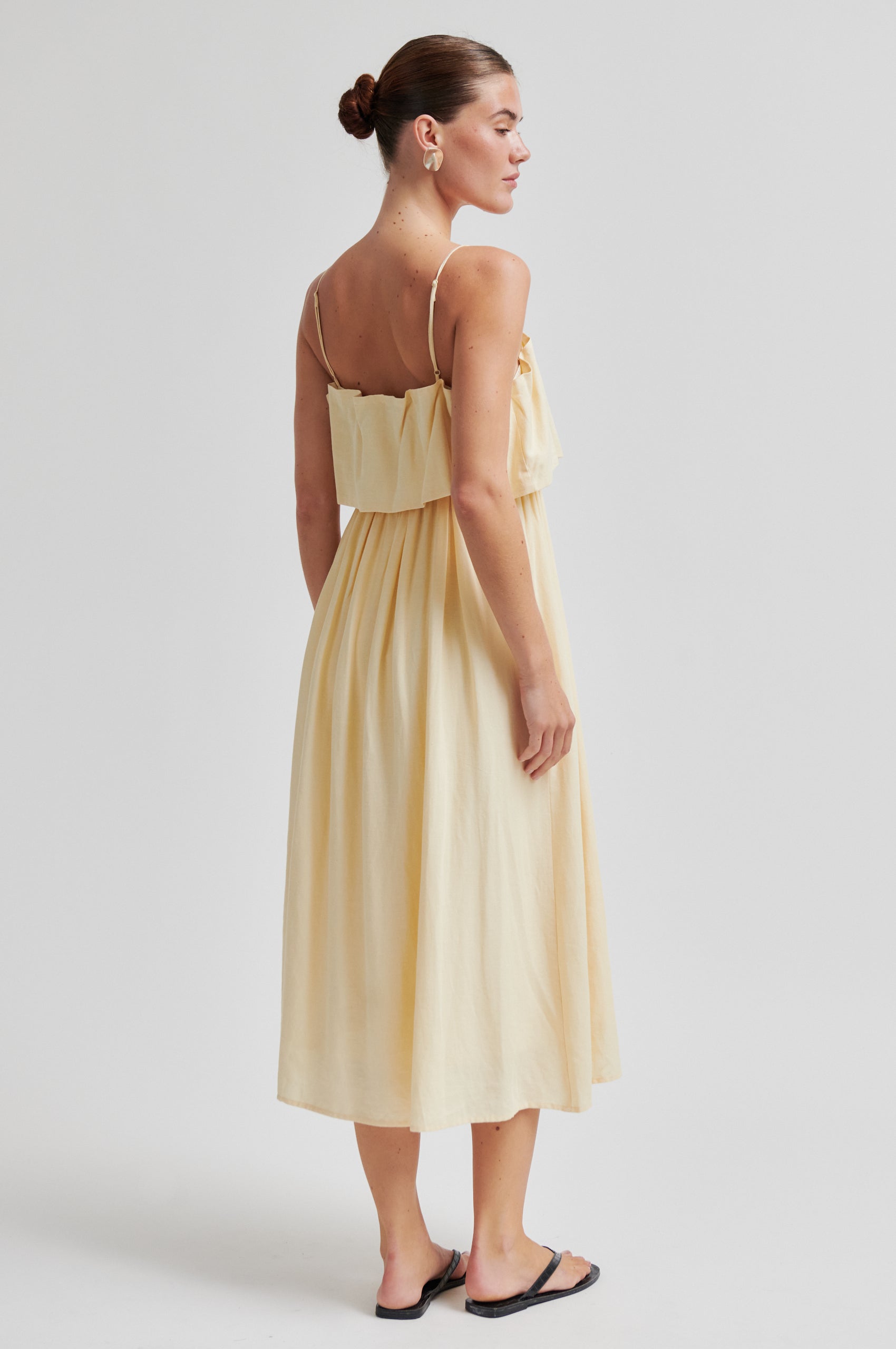 SECOND FEMALE AIE DRESS GEEL - S. LABELS