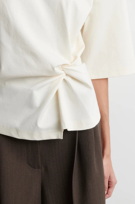SECOND FEMALE ARKAI DRAPE TEE CREAM