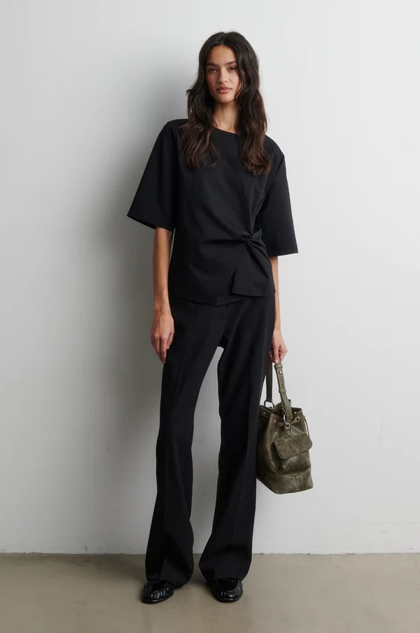SECOND FEMALE ARKAI SHIRT BLACK