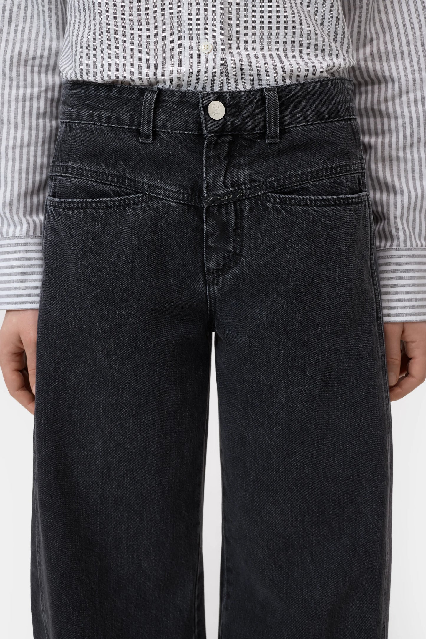 CLOSED TORI-X BARREL JEANS DARK GREY BLACK