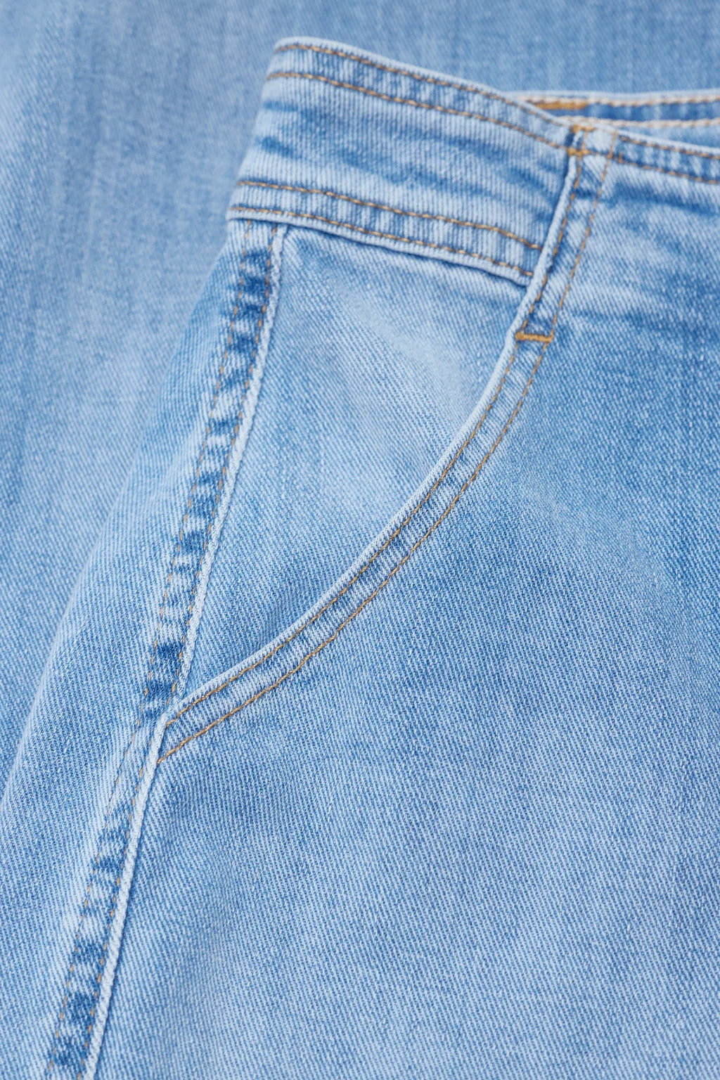 CLOSED ARIA FLARED JEANS LIGHT BLUE