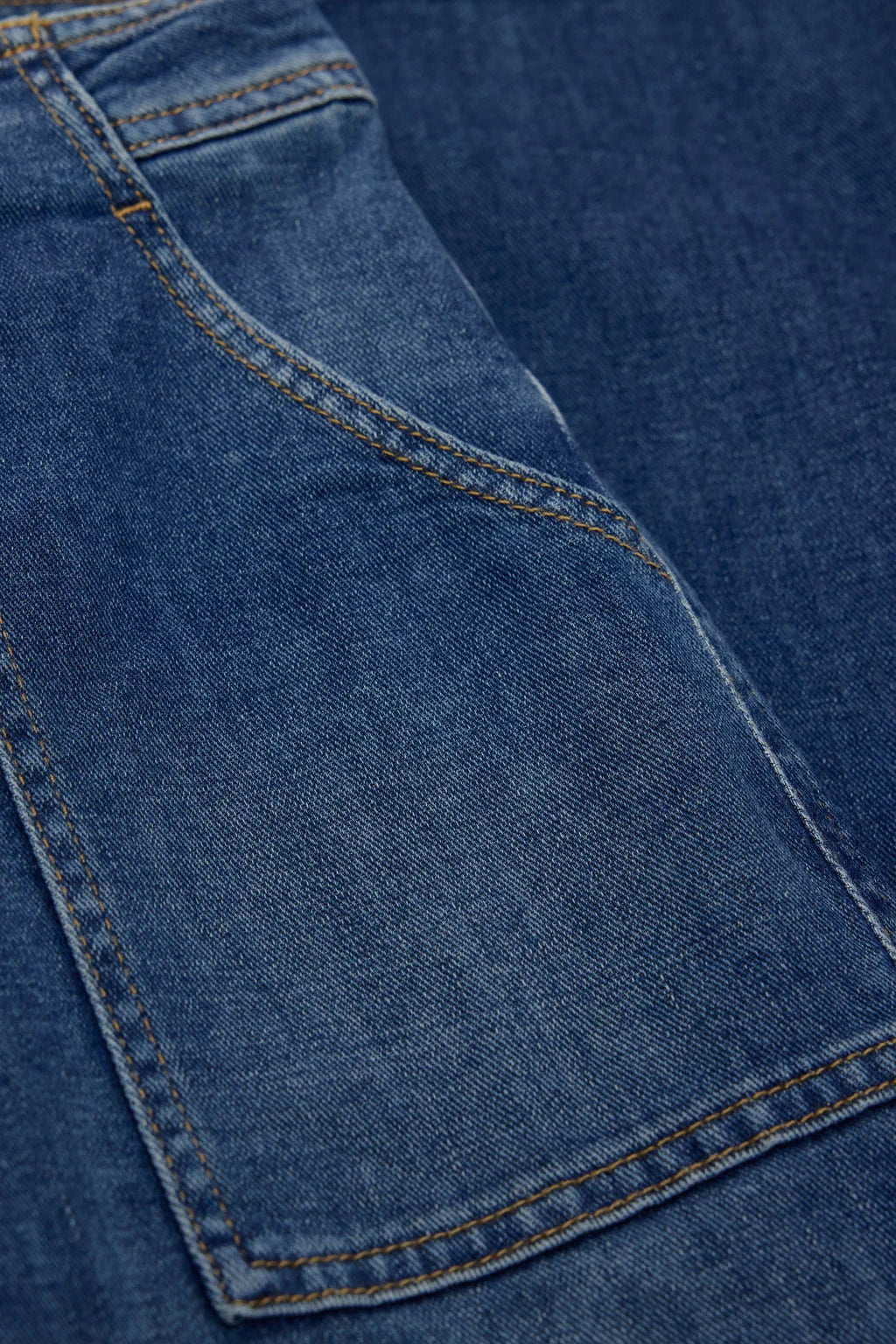 CLOSED ARIA FLARED JEANS MID BLUE