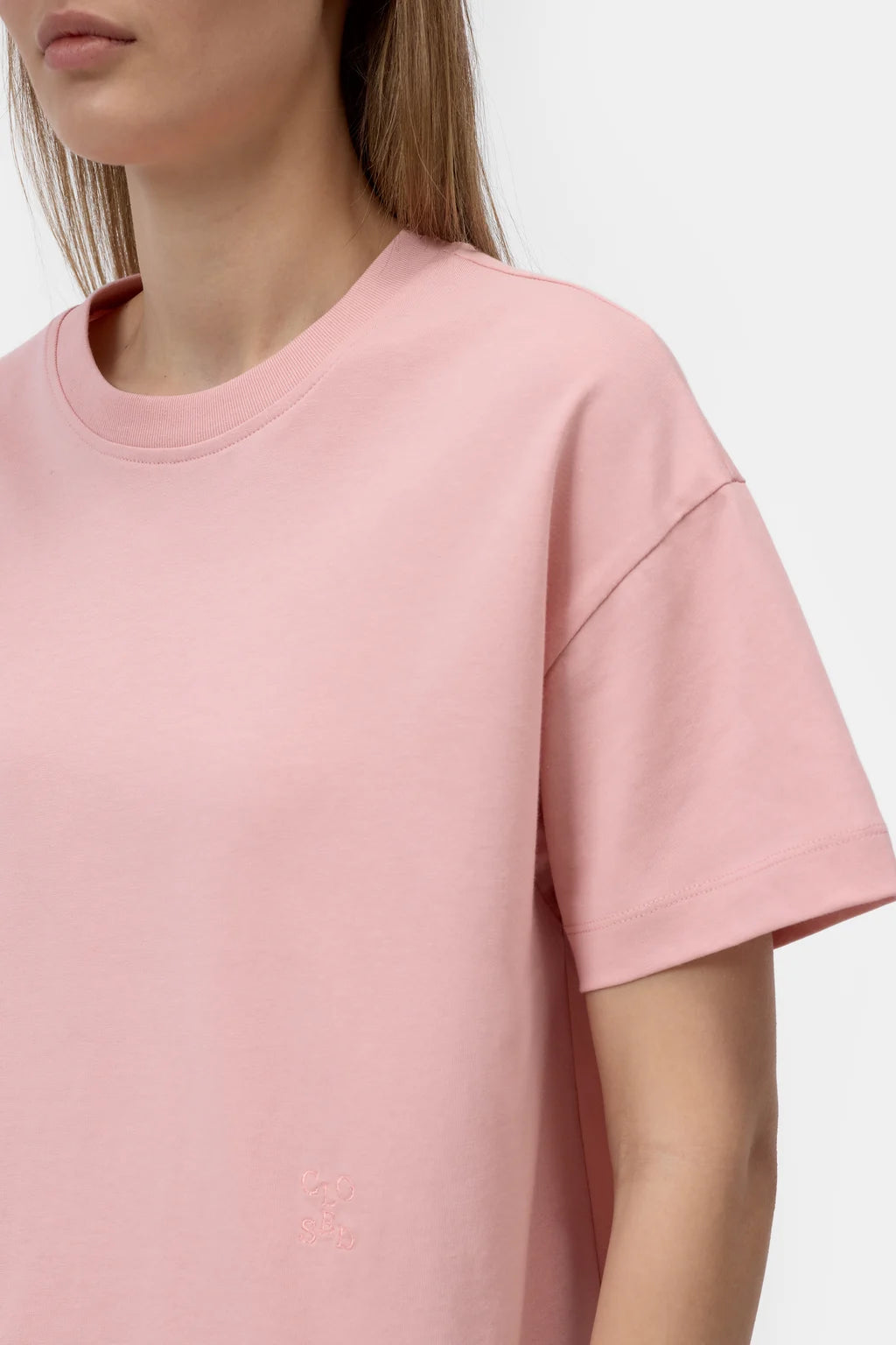 CLOSED COTTON TEE POWDER PINK