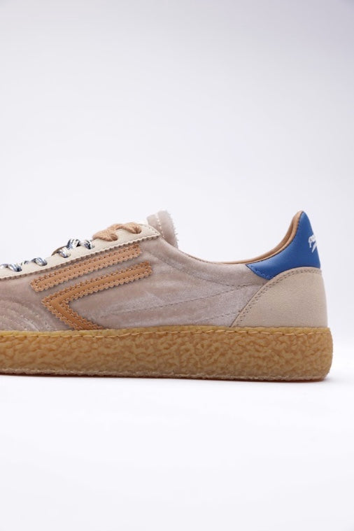 PURAAI XS SNEAKER SALTED CARAMEL VELVET