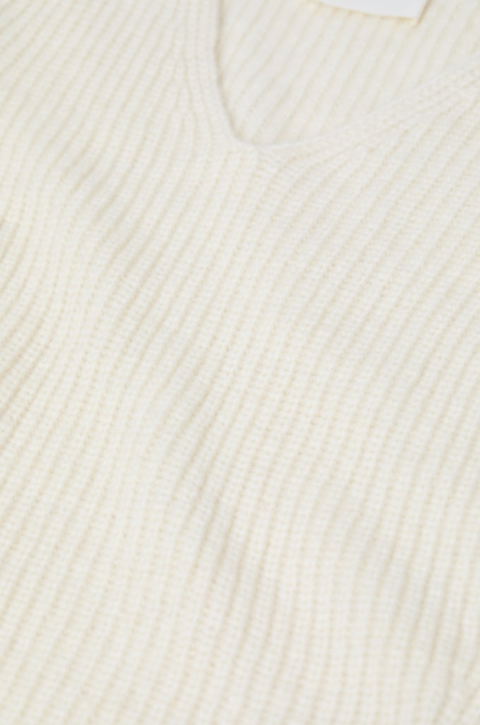 CLOSED V-NECK KNIT TRUI IVORY