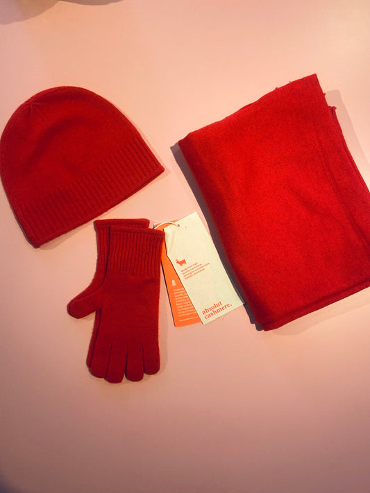 ABSOLUT CASHMERE SET MUTS+SJAAL+HANDSCHOENEN POPPY RED