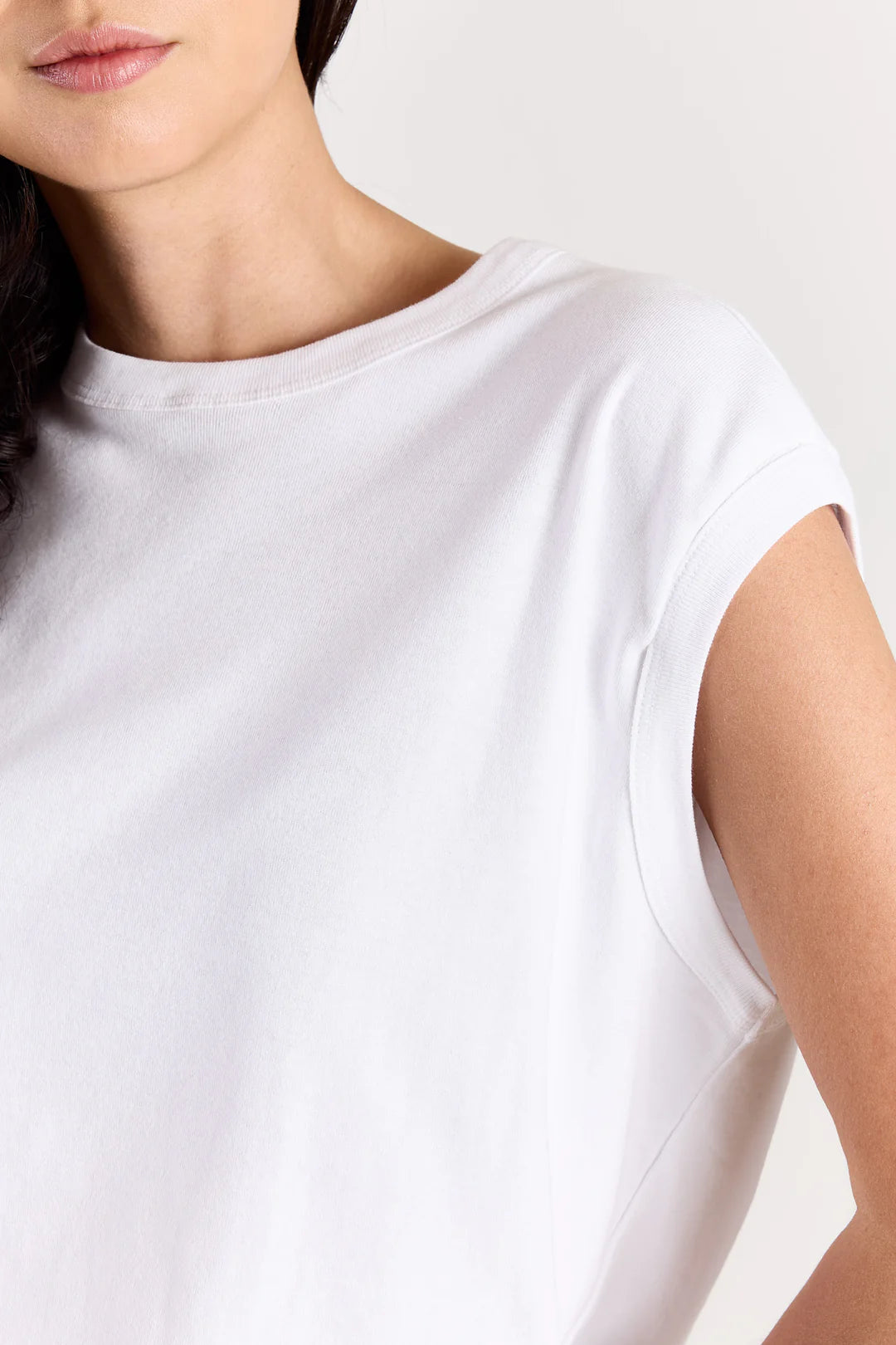 STUDIO CLIQUE DEMI T-SHIRT WHITE - S. LABELS