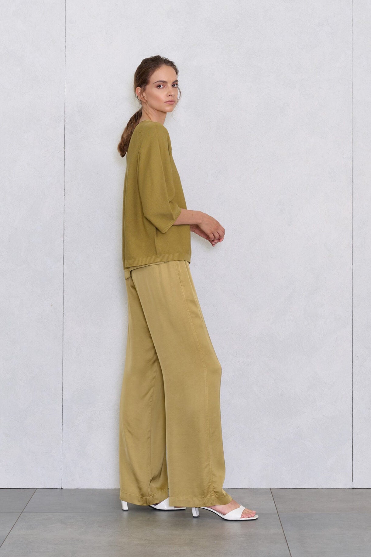 NO MAN'S LAND GLANZENDE BROEK OLIVE - S. LABELS